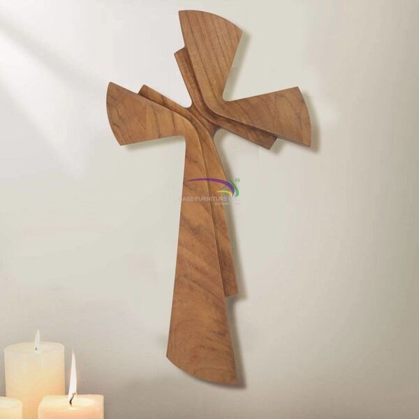 Dynamic Cross Of Gracee